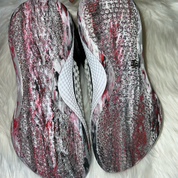 Nike Air Zoom UNVRS slip on multi gender basketball Shoe men’s 7.5 women’s 9 - Picture 8 of 9